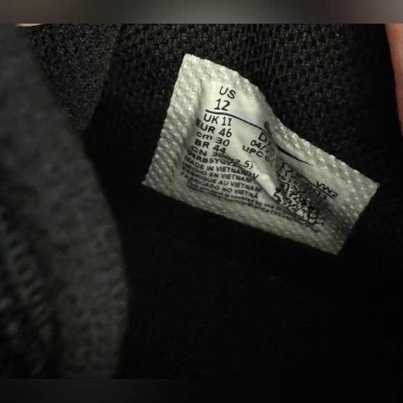 NIB Nike Kyrie Flytrap 6 'Black White' DM1125-001 - Picture 5 of 7